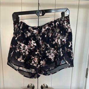 Athleta Mesh Racer Run Short